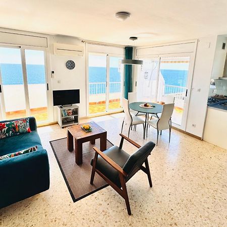 Charming Sea Front 3 Bedroom Apartment - Incredible Views! L'Ametlla de Mar Exterior foto