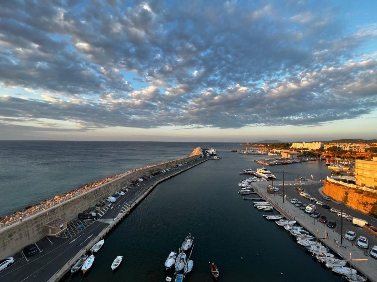 Charming Sea Front 3 Bedroom Apartment - Incredible Views! L'Ametlla de Mar Exterior foto