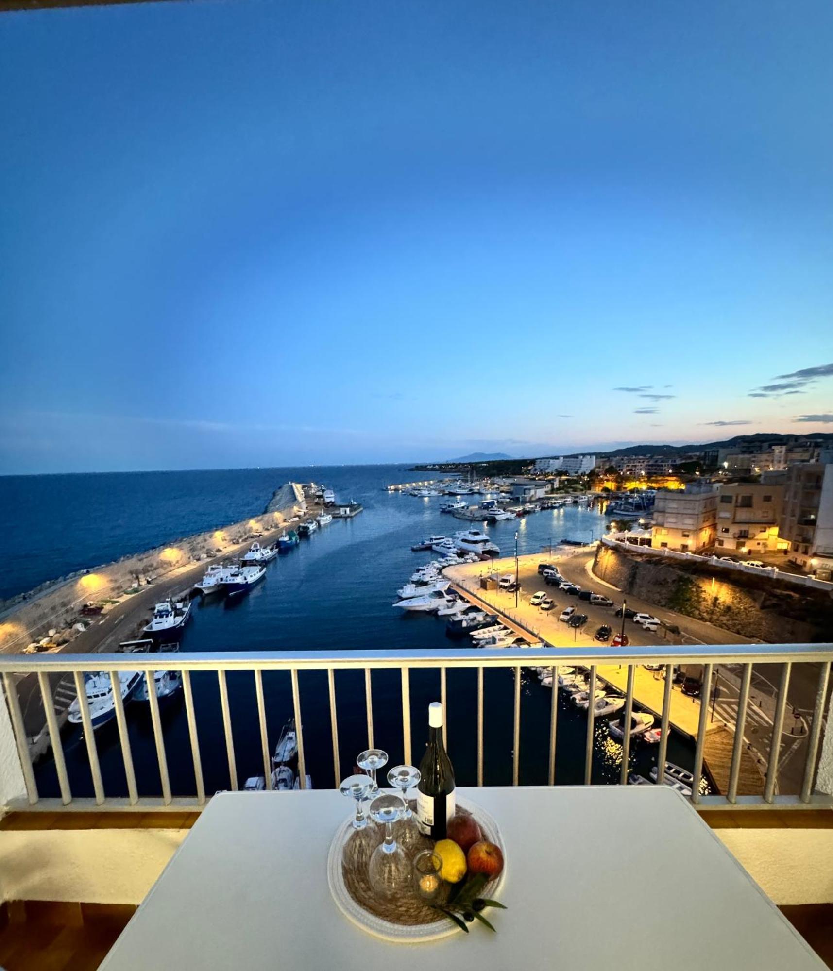 Charming Sea Front 3 Bedroom Apartment - Incredible Views! L'Ametlla de Mar Exterior foto
